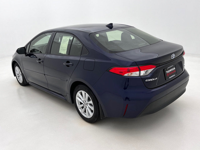 Used 2025 Toyota Corolla LE w/ LE Premium Package FWD image 9