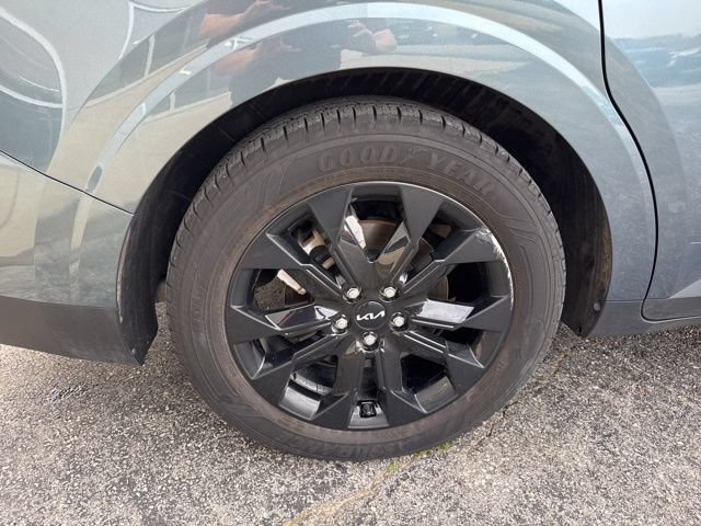 Used 2022 Kia Carnival SX Prestige FWD image 29