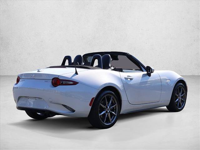 Used 2016 MAZDA MX-5 Miata Grand Touring RWD image 5