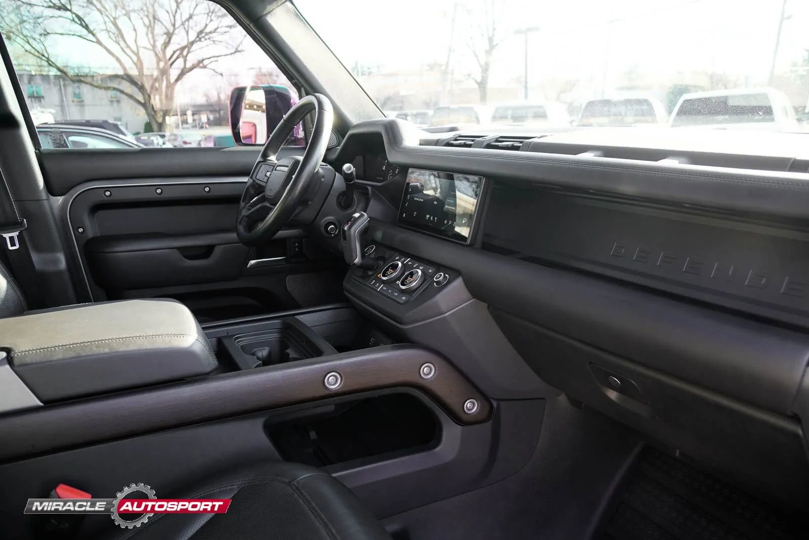 Used 2020 Land Rover Defender 110 X image 32