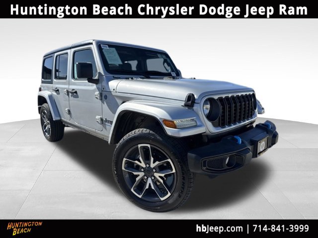 Used 2024 Jeep Wrangler Unlimited AWD/4WD image 1