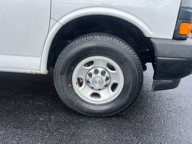 Used 2021 Chevrolet Express 2500 Work Van image 11