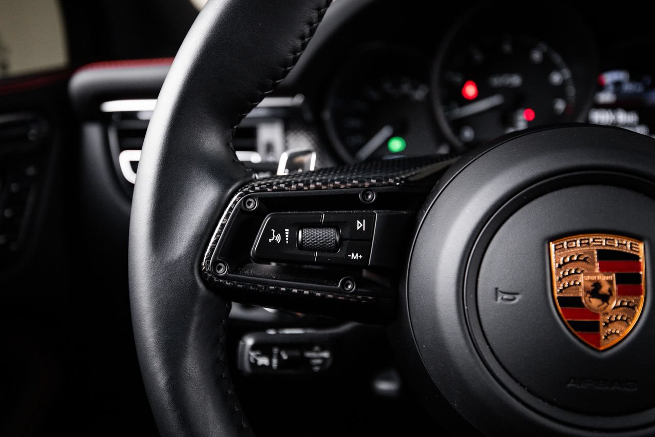 Certified 2026 Porsche Macan GTS AWD/4WD image 17