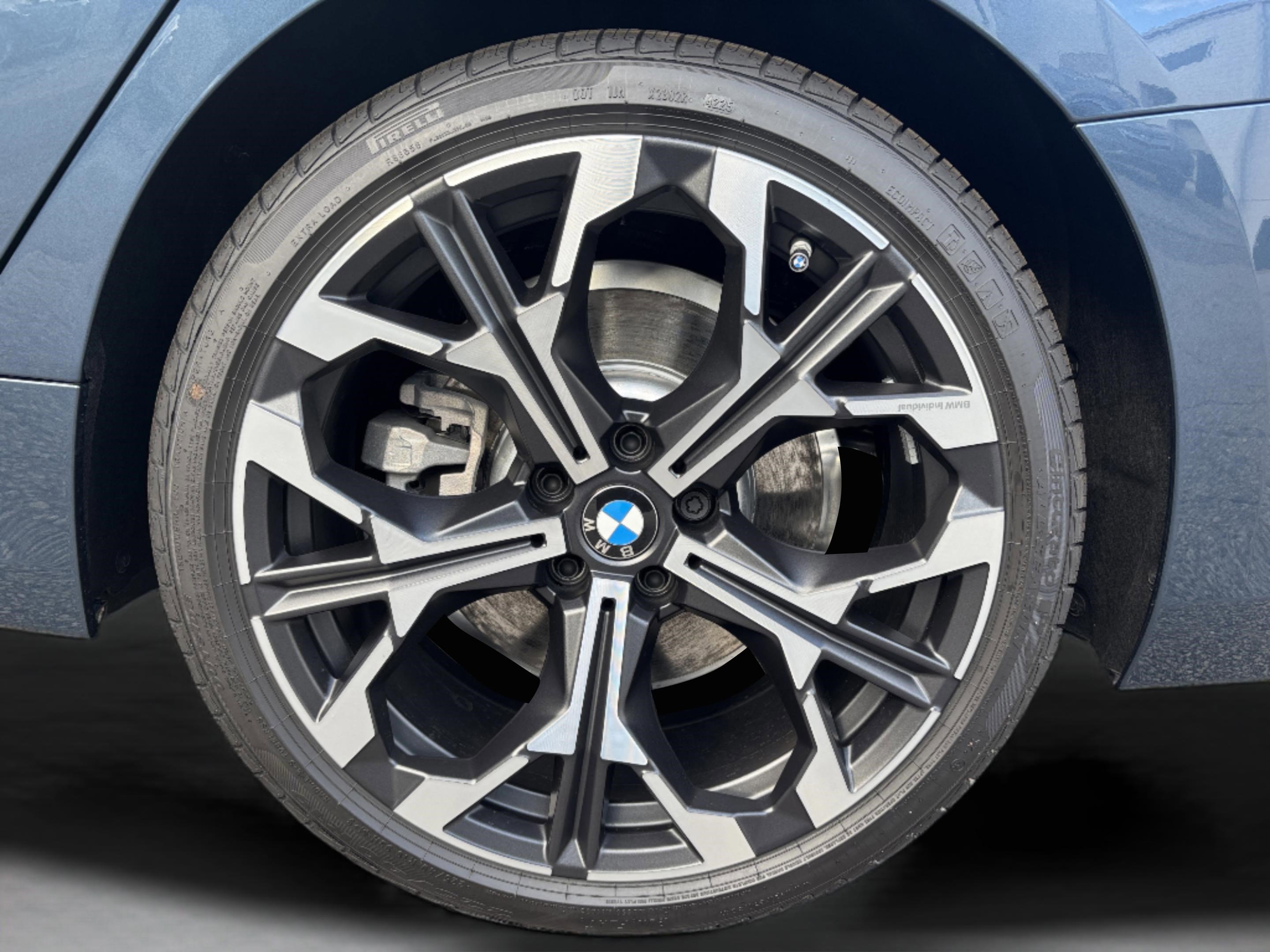 Used 2026 BMW 330i xDrive Sedan w/ Convenience Package image 31