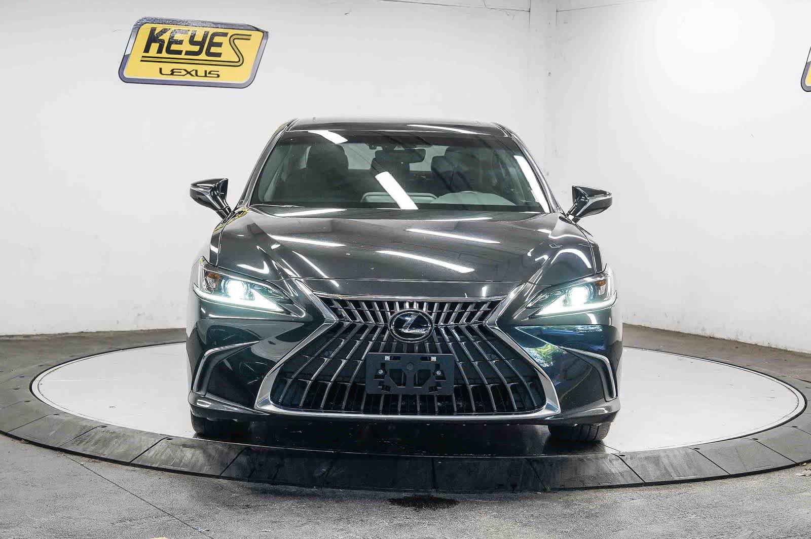 Used 2024 Lexus ES 350 w/ Premium Package FWD image 6
