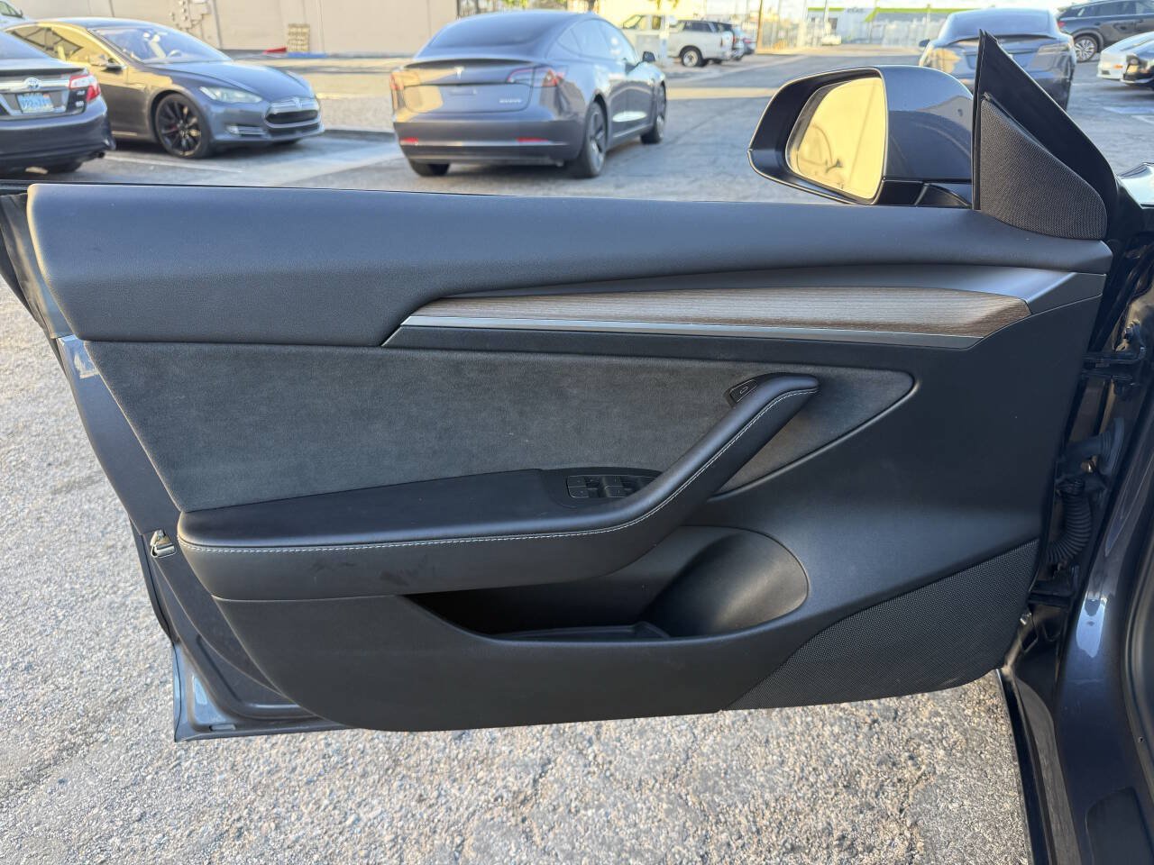 Used 2023 Tesla Model 3 Standard Range RWD image 19