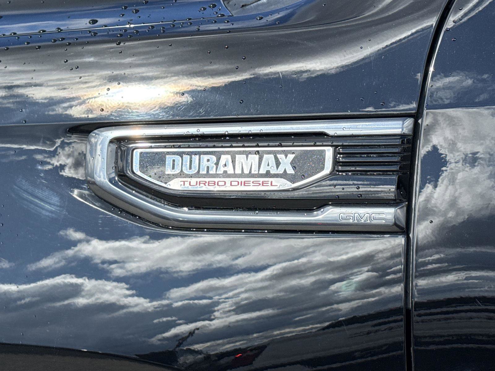 Used 2021 GMC Sierra 1500 AT4 w/ AT4 Value Package image 4