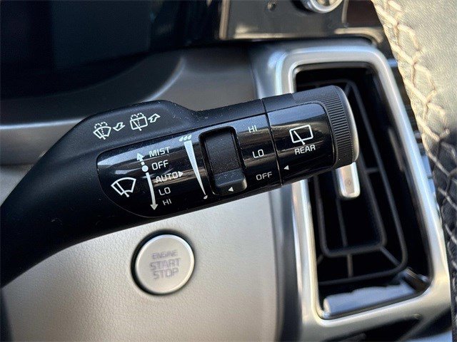 Used 2023 Kia Sorento SX image 26