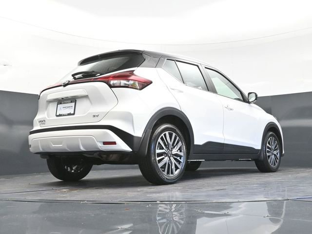 Used 2023 Nissan Kicks SV FWD image 35