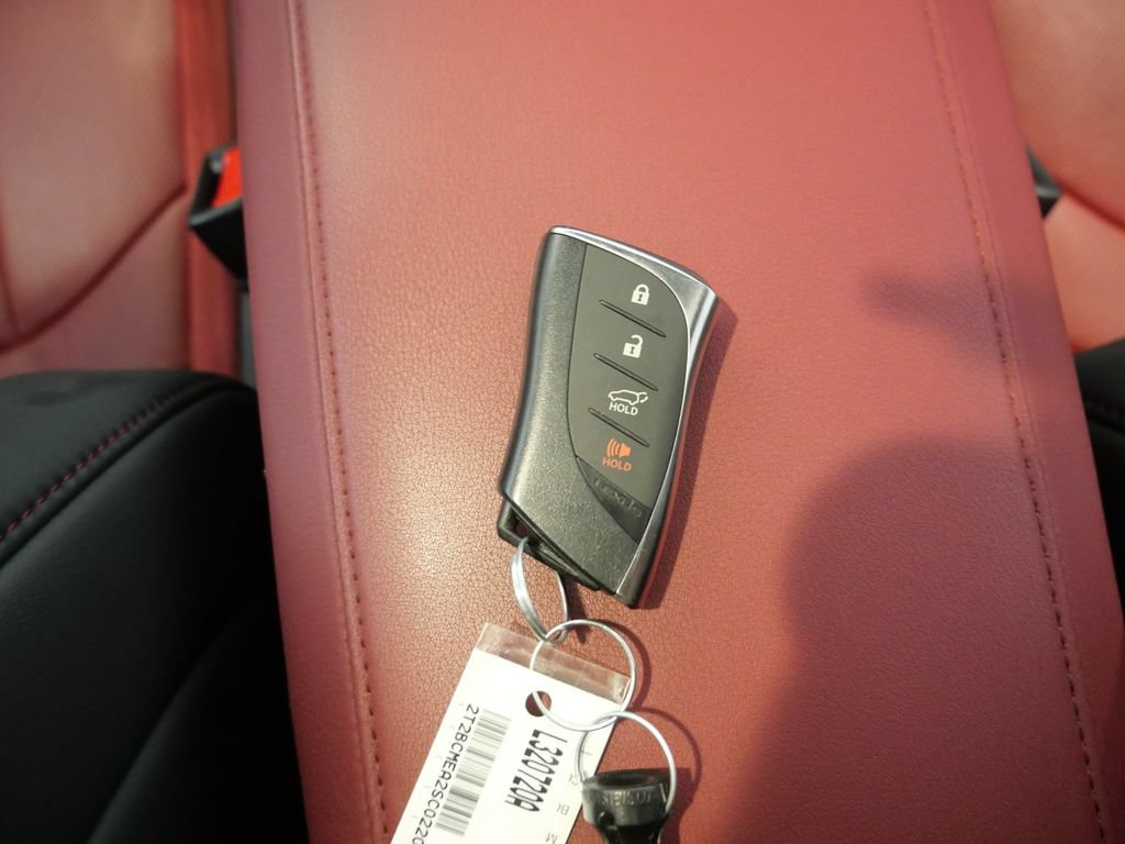 Certified 2025 Lexus RX 500h F Sport AWD/4WD image 35