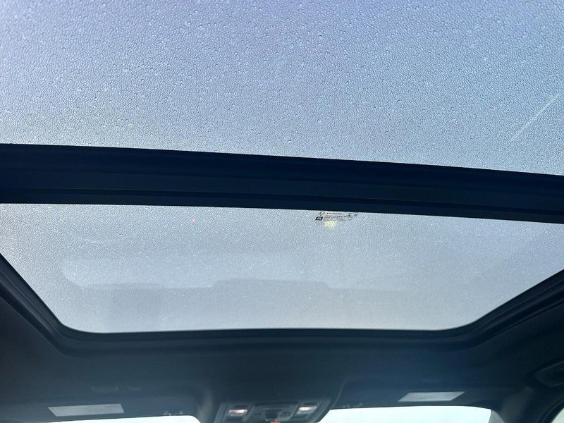 Used 2022 GMC Yukon Denali w/ Denali Premium Package image 17