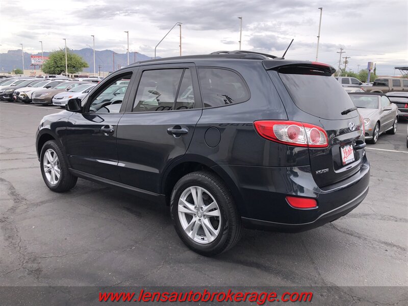 Used 2010 Hyundai Santa Fe SE FWD image 6