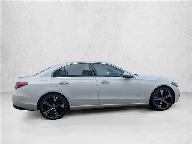 Used 2025 Mercedes-Benz C 300 Sedan image 4