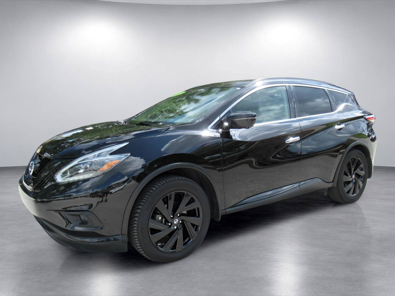 Used 2018 Nissan Murano SL w/ Midnight Edition Package FWD image 4