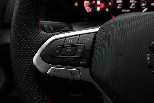 New 2026 Volkswagen GTI SE image 12