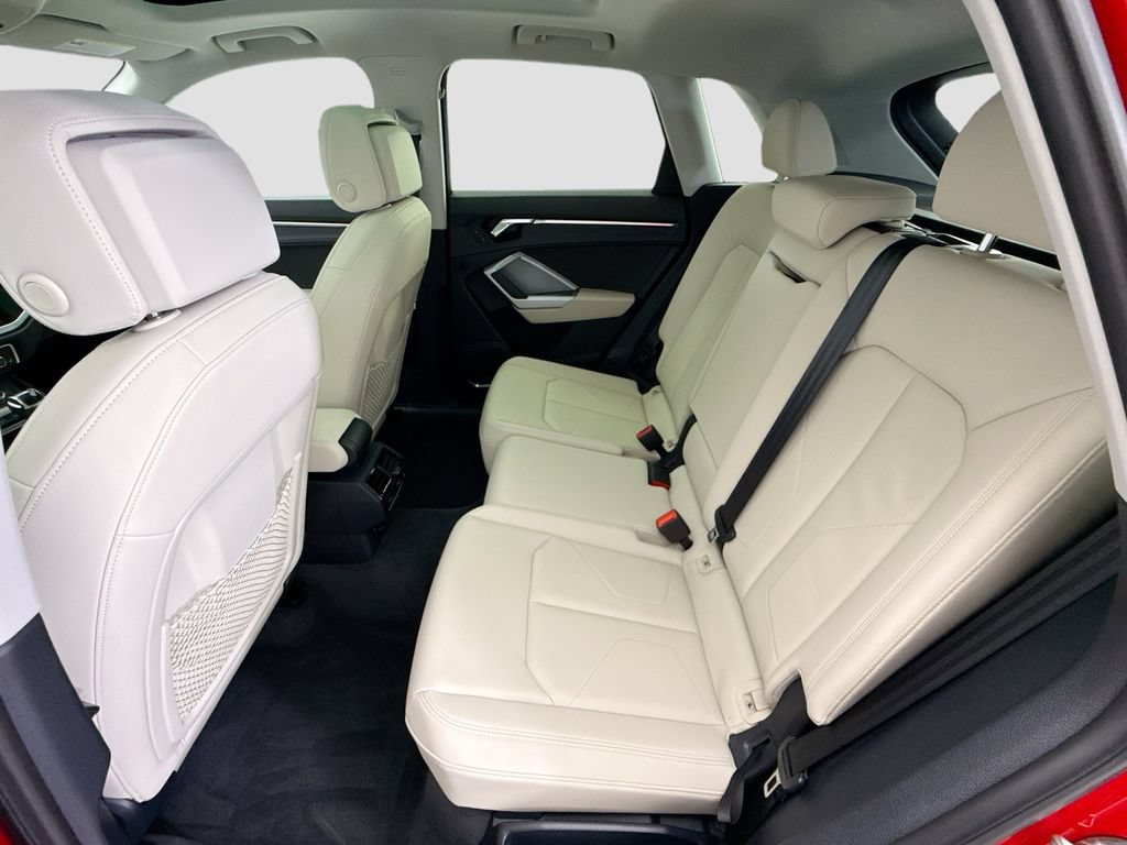 Certified 2021 Audi Q3 2.0T Premium Plus w/ Premium Plus Package AWD/4WD image 20