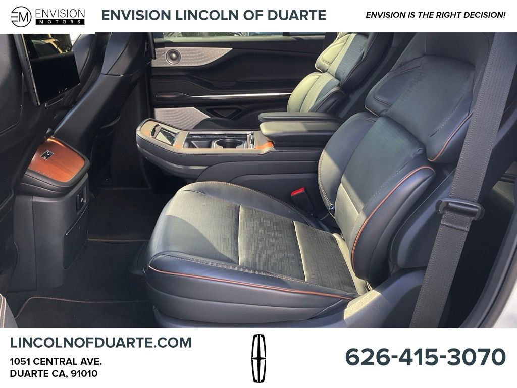 New 2025 Lincoln Navigator Black Label image 27