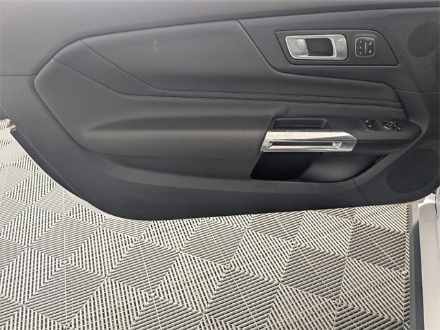 Used 2024 Ford Mustang GT Premium image 9