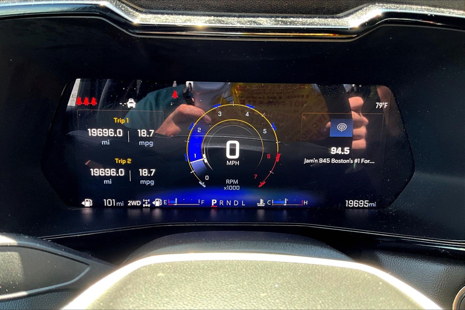 Used 2024 Chevrolet Colorado LT w/ LT Convenience Package II AWD/4WD image 9