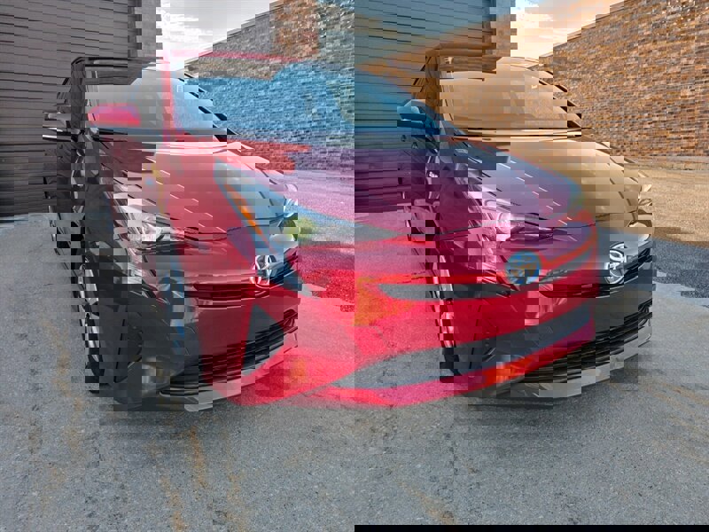 Used 2016 Toyota Prius Three image 34