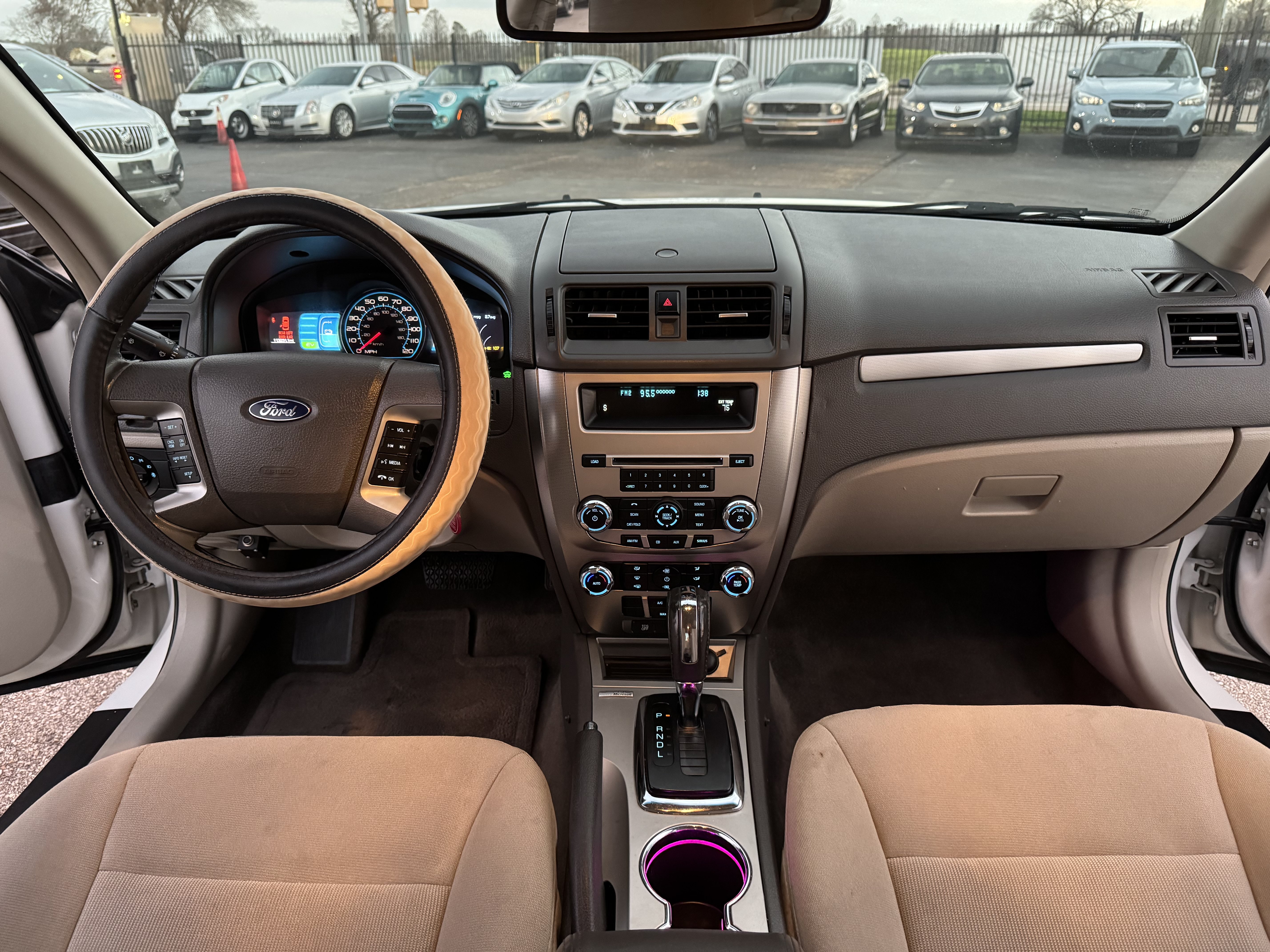 Used 2012 Ford Fusion Hybrid FWD image 22