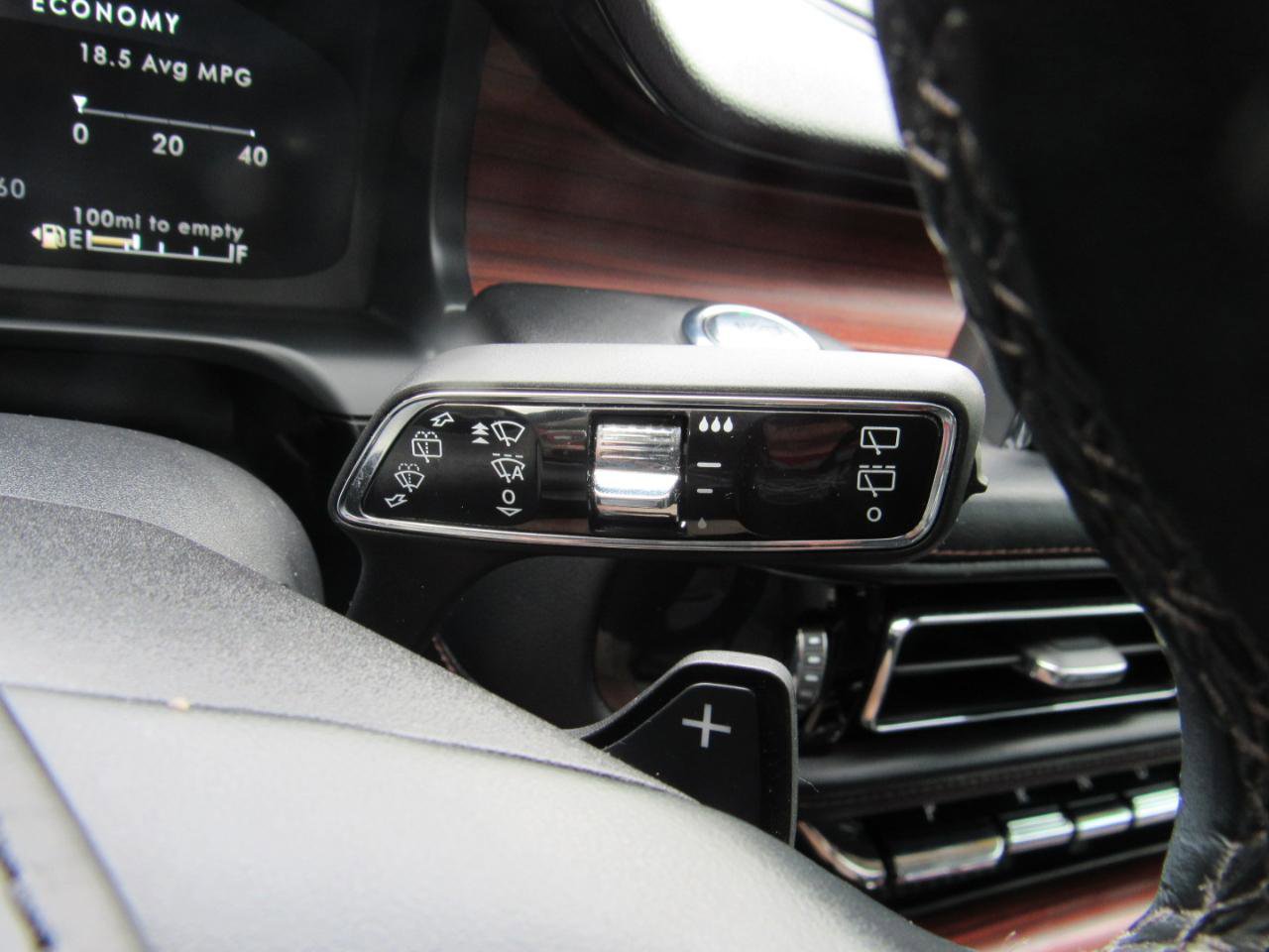 Used 2023 Lincoln Aviator Reserve w/ Equipment Group 201A AWD/4WD image 24
