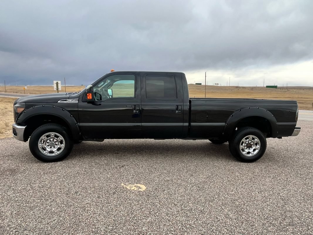 Used 2013 Ford F350 Lariat w/ Lariat Ultimate Pkg AWD/4WD image 2