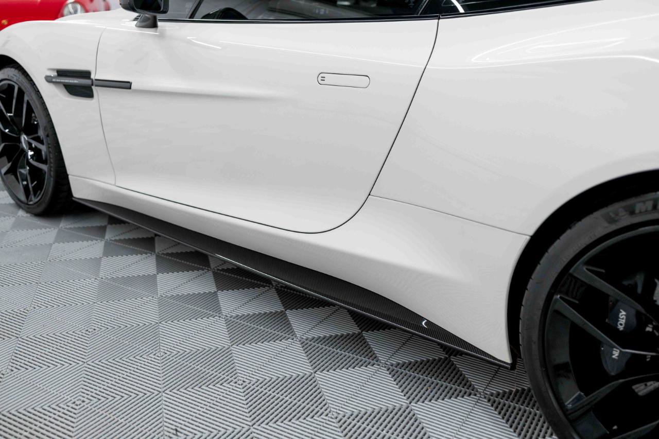 Used 2016 Aston Martin Vanquish Coupe image 26