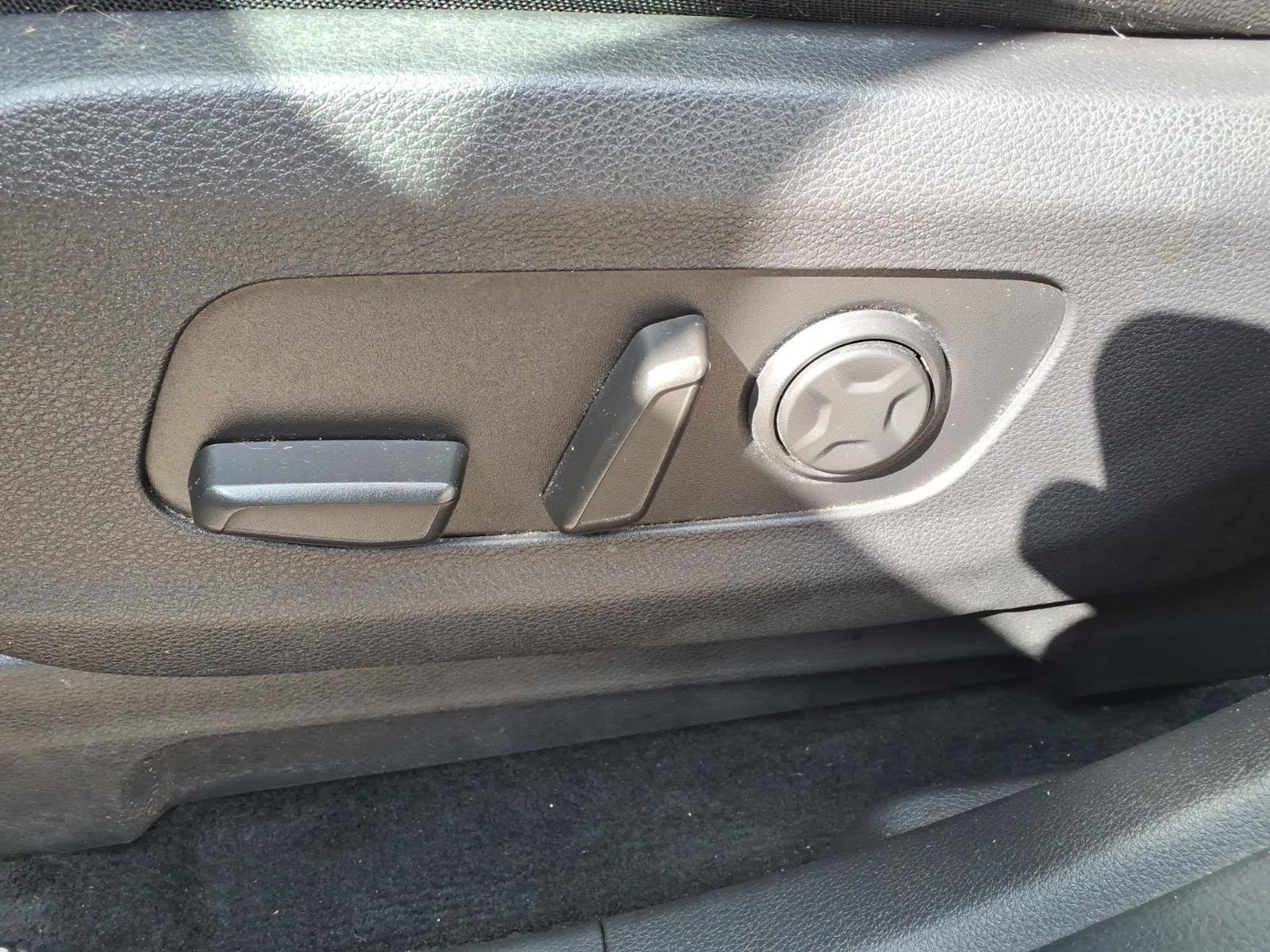 Used 2023 Kia Carnival SX Prestige FWD image 18