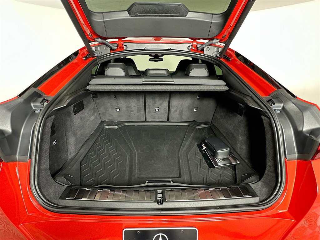 Used 2025 BMW X6 M Competition w/ Executive Package image 27