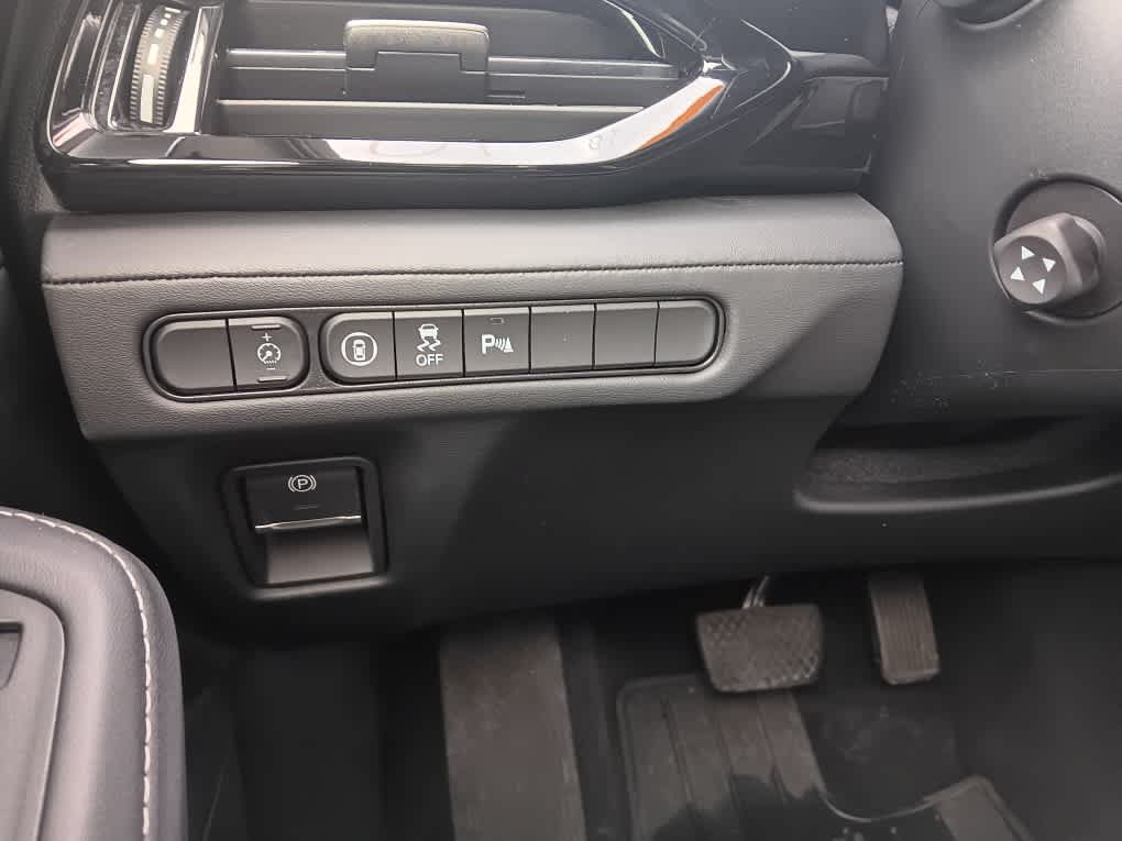 Used 2023 Acura MDX SH-AWD w/ Technology Package image 29