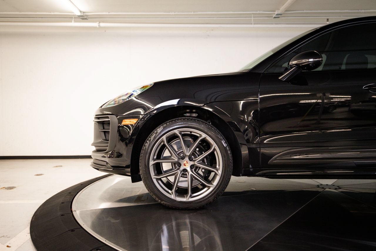 Certified 2026 Porsche Macan GTS AWD/4WD image 11
