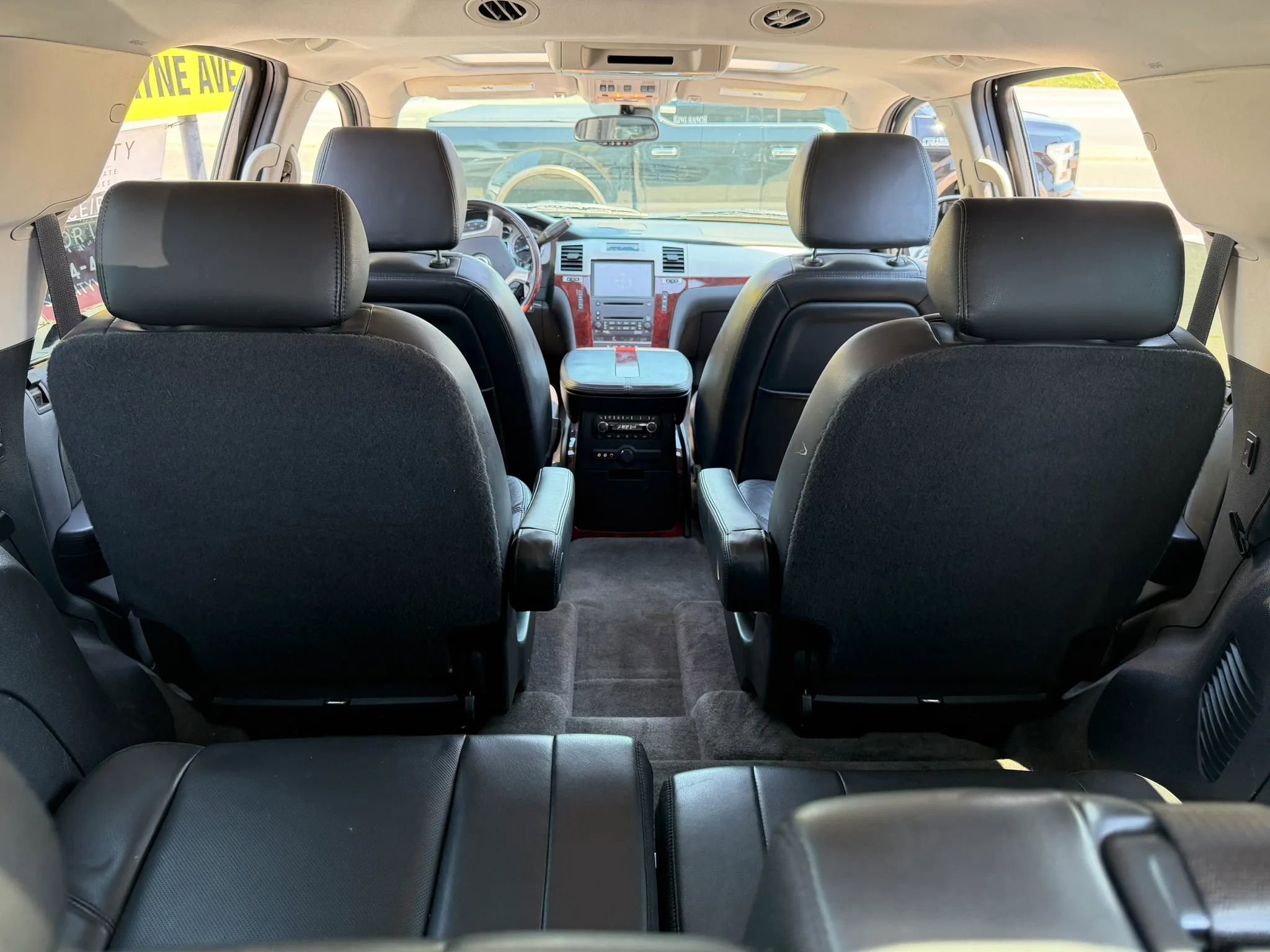 Used 2009 Cadillac Escalade AWD image 35