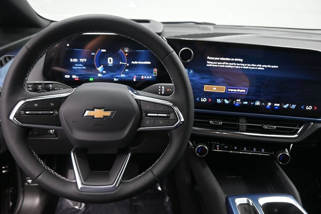 New 2025 Chevrolet Equinox EV LT w/ Convenience Package II AWD/4WD image 9