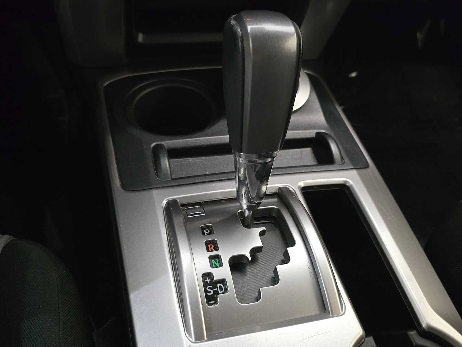 Certified 2022 Toyota 4Runner SR5 AWD/4WD image 16