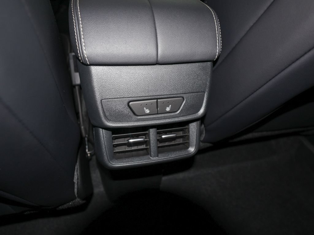 New 2027 GMC Terrain Elevation w/ Elevation Premium Package AWD/4WD image 15