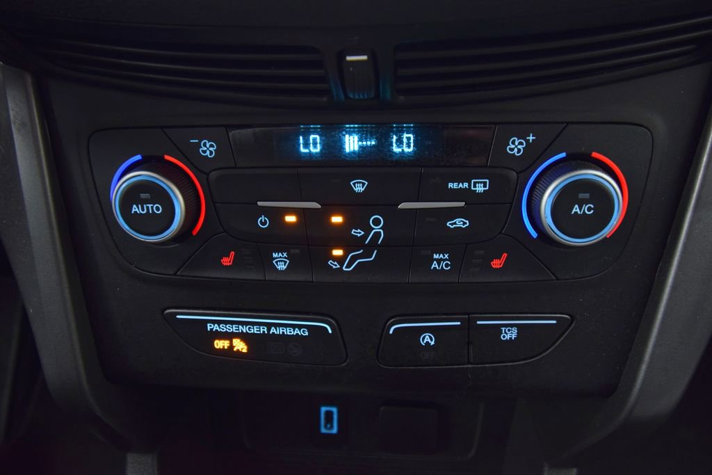 Used 2019 Ford Escape SE image 33