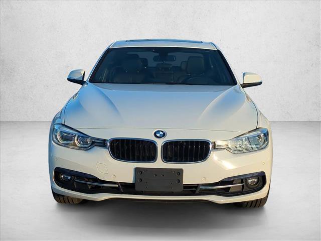 Used 2018 BMW 330i Sedan RWD image 2