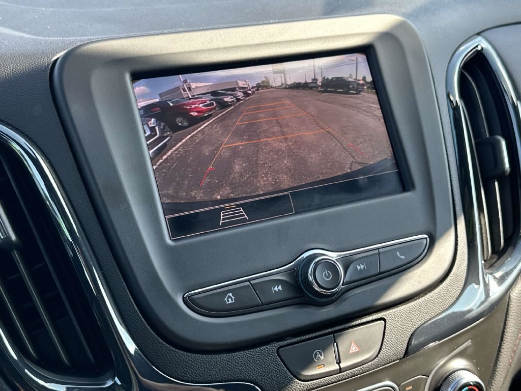 Used 2024 Chevrolet Equinox RS w/ LPO, Floor Liner Package FWD image 25