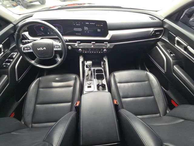 Used 2024 Kia Telluride S w/ S Sunroof Package FWD image 35
