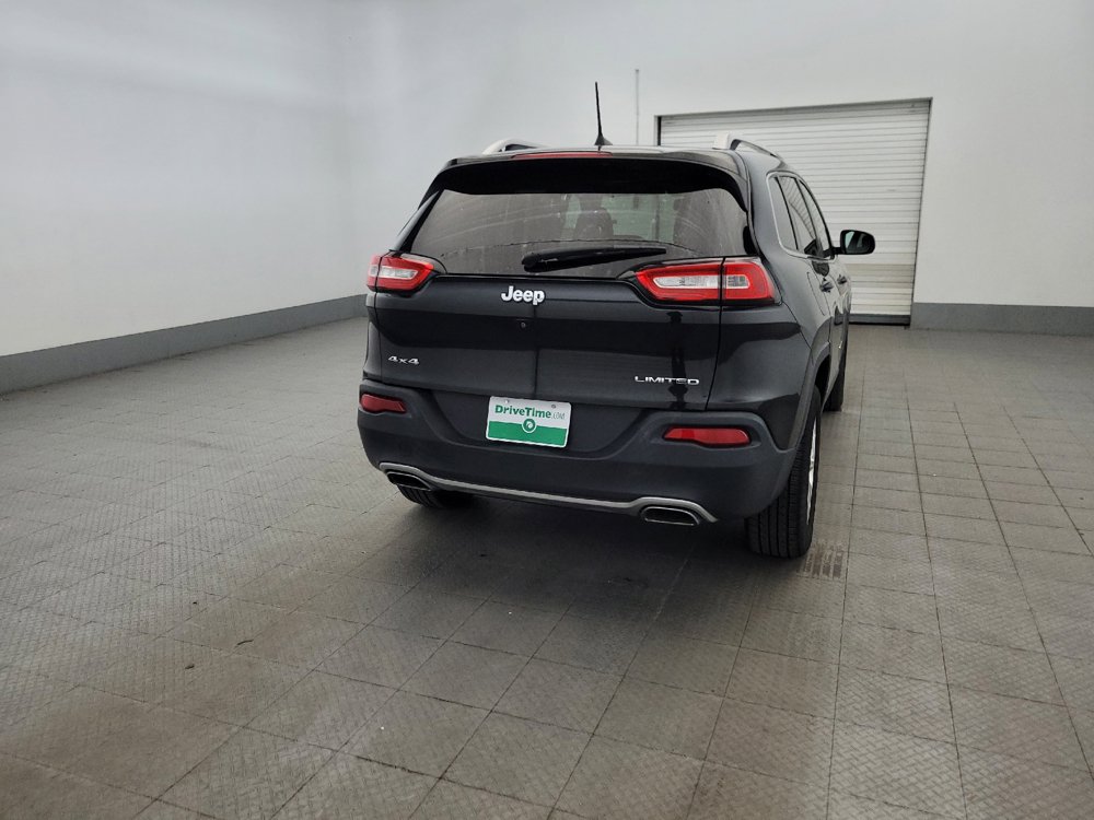 Used 2016 Jeep Cherokee Limited AWD/4WD image 7