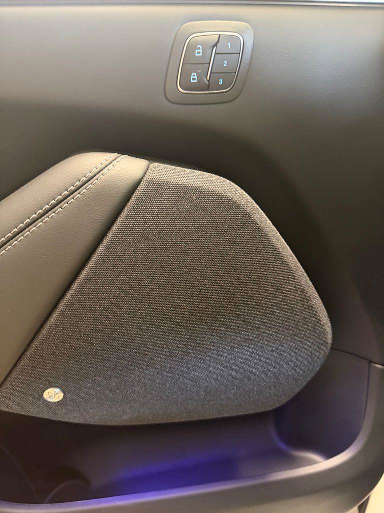 Used 2024 Ford Mustang Mach-E Premium image 9