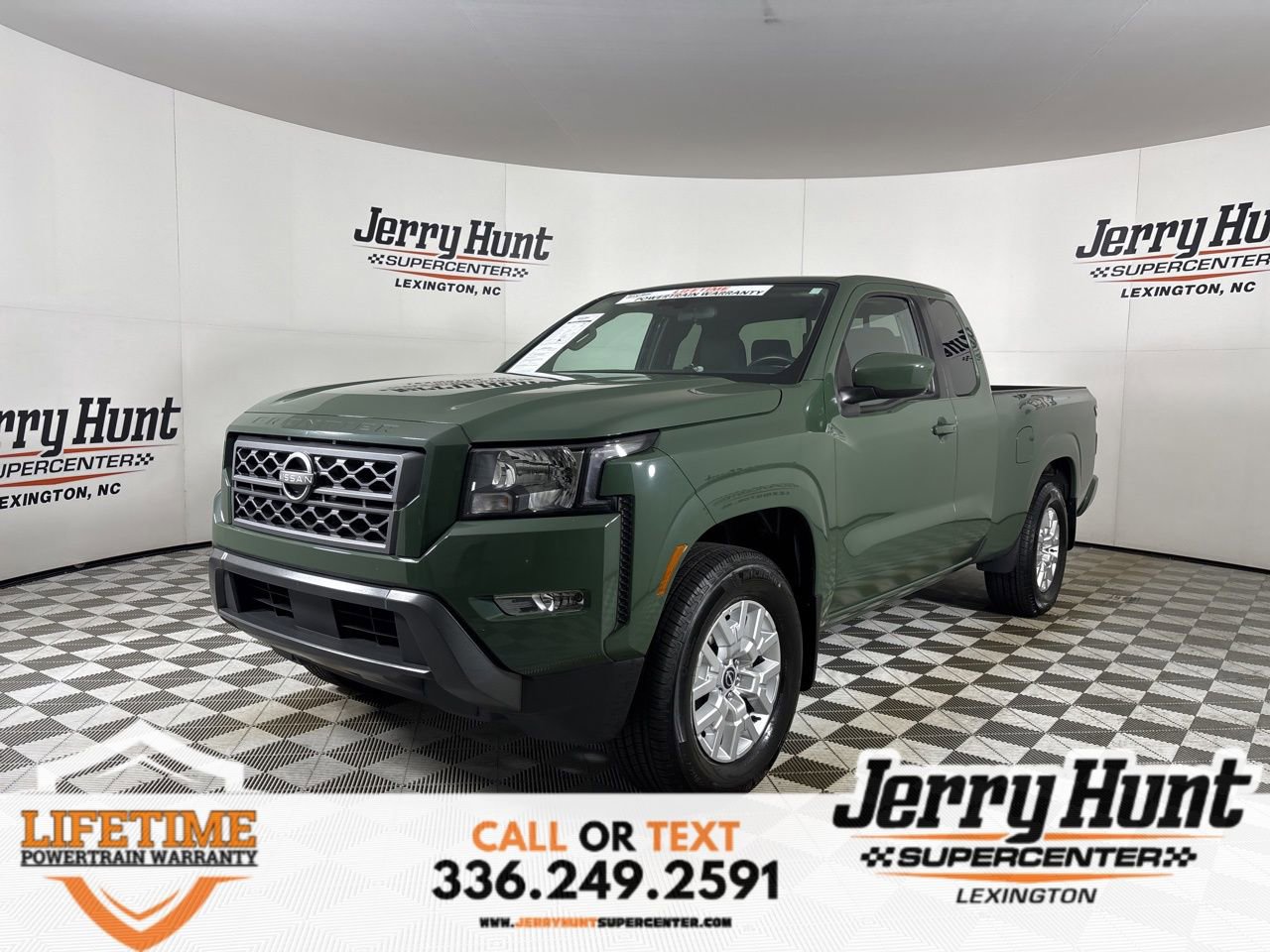 Used 2024 Nissan Frontier SV w/ SV Convenience Package