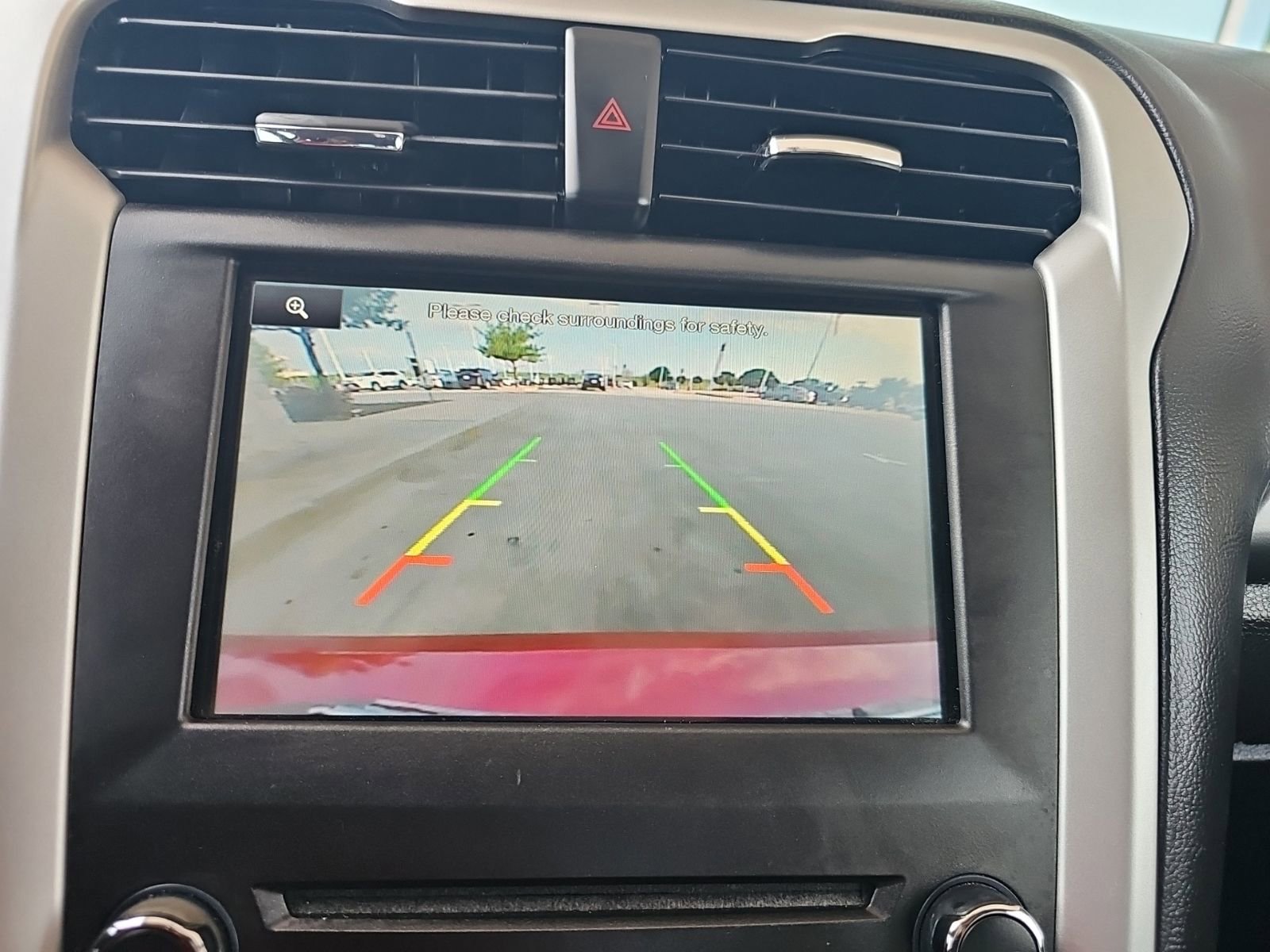Used 2016 Ford Fusion SE FWD image 23