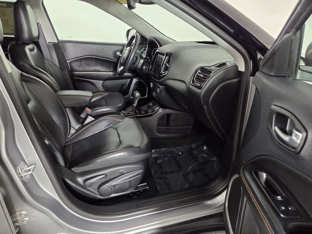 Used 2019 Jeep Compass Limited w/ Advanced Safety Group image 35