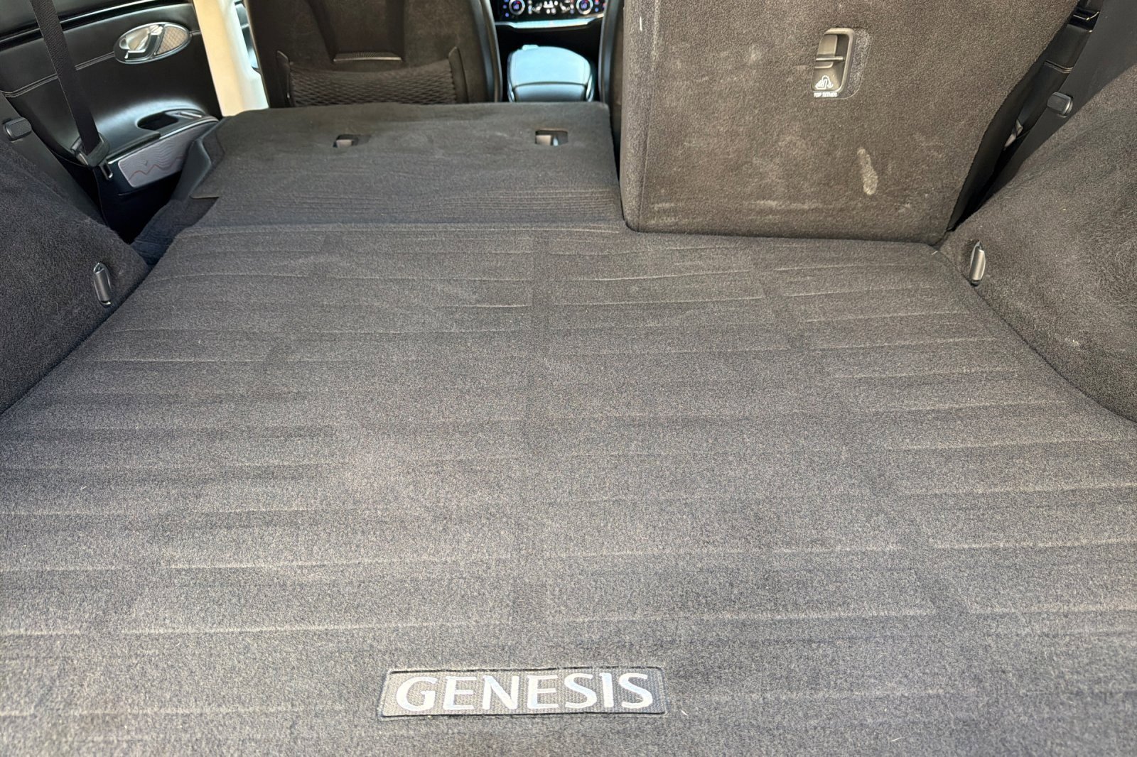 Used 2023 Genesis GV70 2.5T w/ Advanced Package image 14