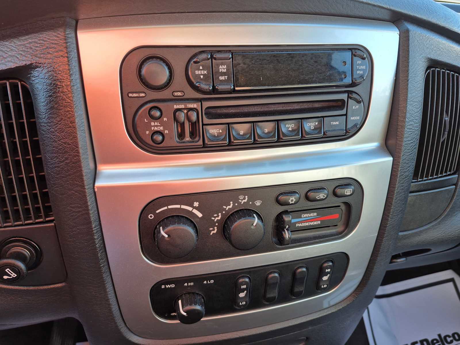 Used 2004 Dodge Ram 2500 Truck SLT w/ Trailer Tow Group image 21