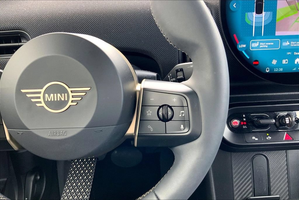 Used 2026 MINI Cooper 2-Door Hardtop FWD image 19