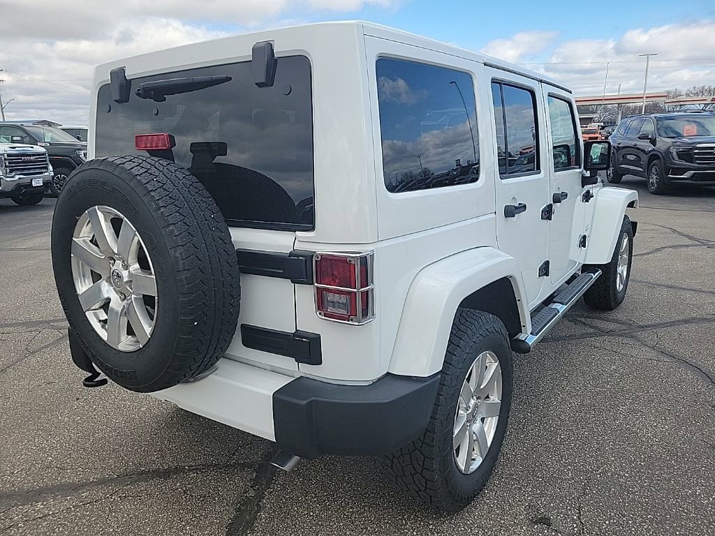 Used 2016 Jeep Wrangler Unlimited Sahara w/ Mopar Chrome Edition Group AWD/4WD image 6