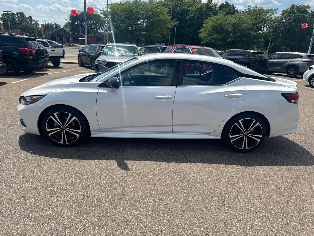 Used 2021 Nissan Sentra SR w/ Trunk Package FWD image 4